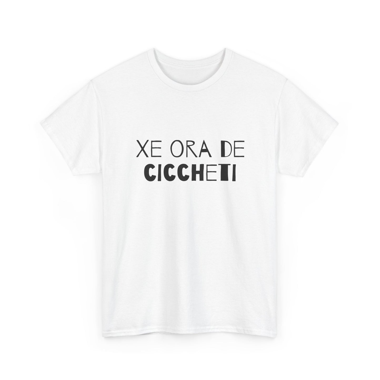 T-shirt bianca p&o xe ora de cicchetti Printify