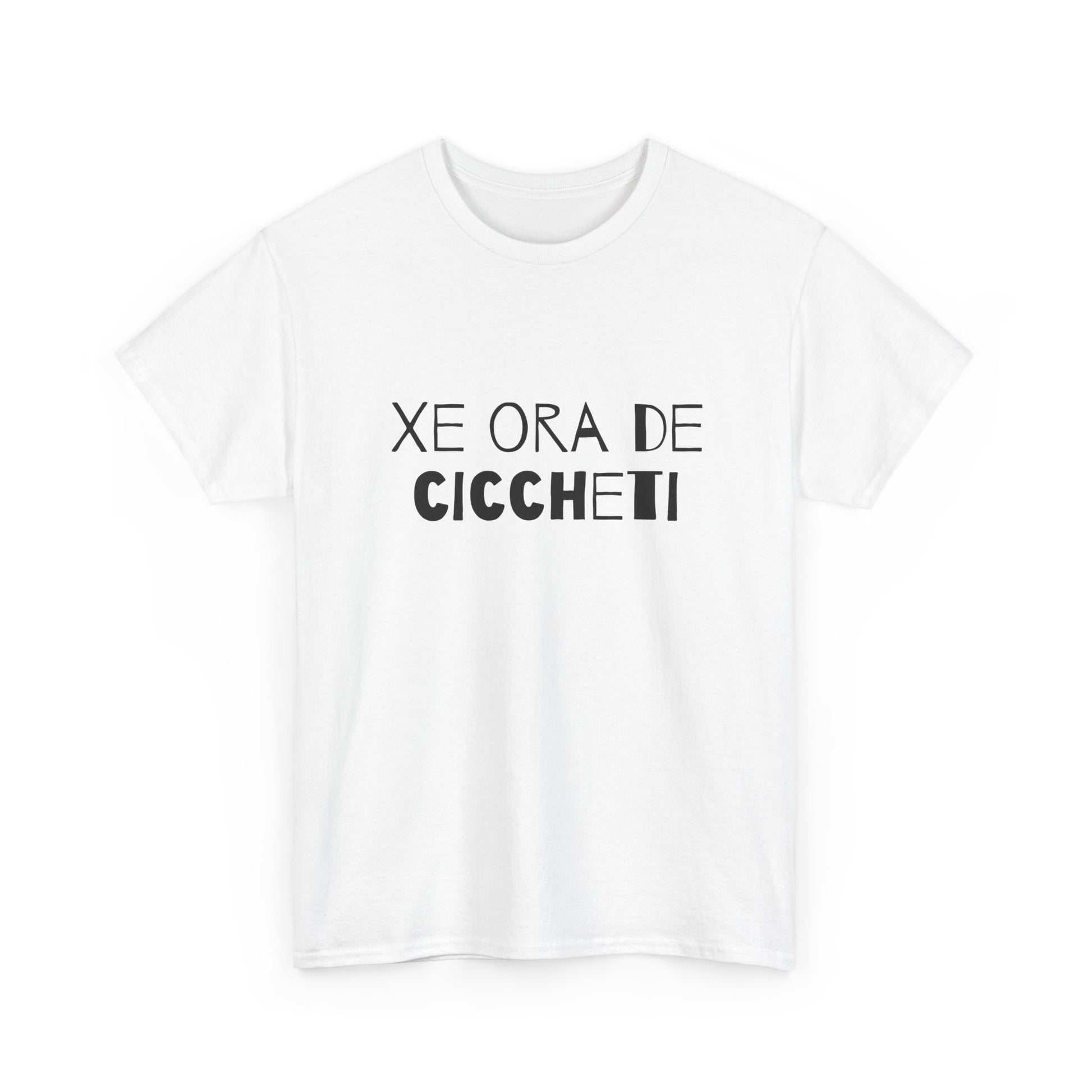 T-shirt bianca p&o xe ora de cicchetti Printify